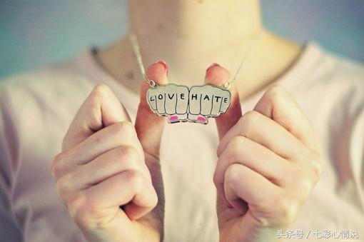 只有自己明白选择了就没有回头路,既然已经选择了放弃就不要回头