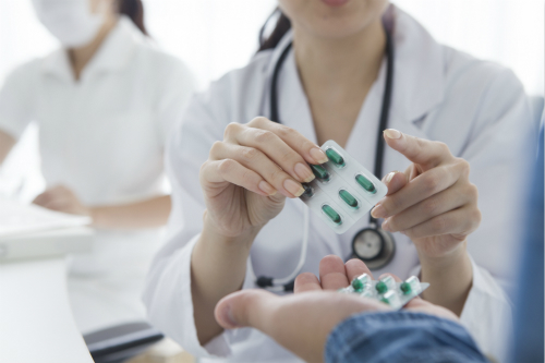 感染丙肝病毒后，可能会有哪些表现？丙肝可以治愈了吗？