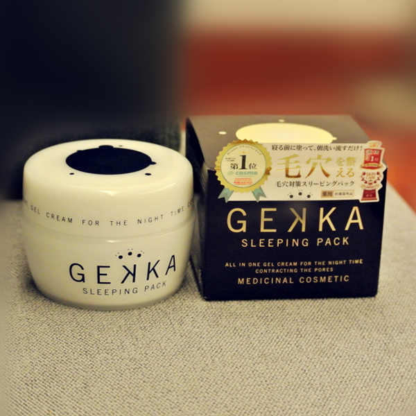 女生休息的一天都在干什么,精致女生睡觉前都在干什么