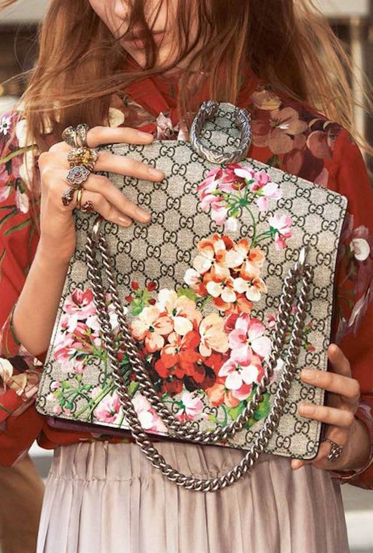 gucci比较火的衣服,gucci又开始出爆款了