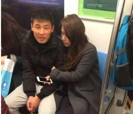 武磊赵明剑,国足韦世豪的车