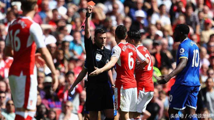 足坛早报：小孩也不便宜了