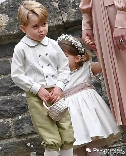英国小王子被妈训哭,英国小王子被霸凌