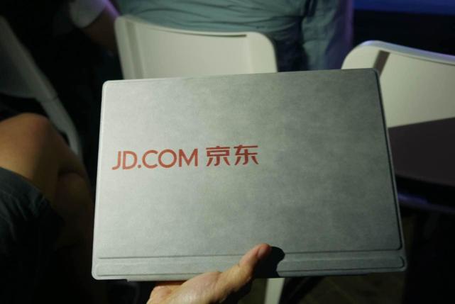 微软surfacepro4抖屏,微软surfacepro8拆机