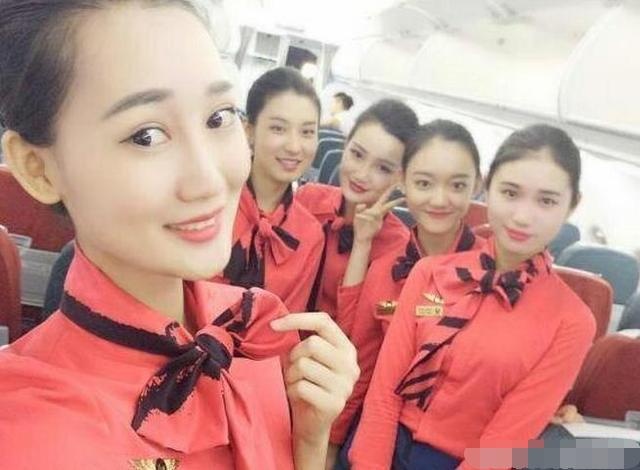 我只注意到后面的亮点了，哈哈