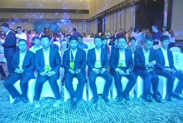 阿狗最后打败黑龙了吗,阿狗最后结局