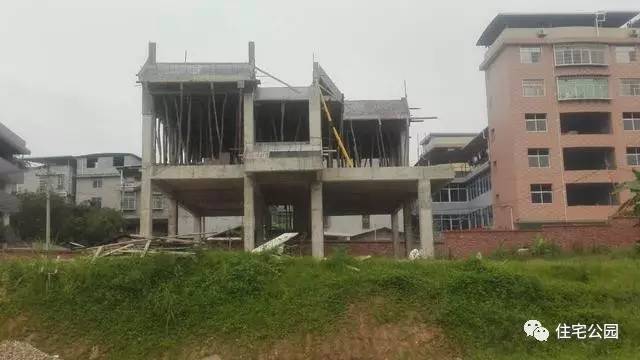 软地基怎样做才牢固,地基怎么做最牢固又便宜