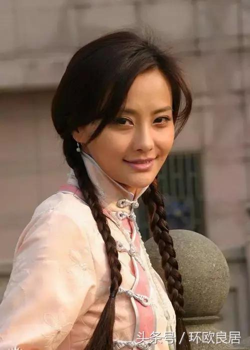 周末40度的高温,荷兰人在海边晒黑