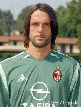 学士、硕士都算不上厉害，看看足坛那些令人仰望的博士们