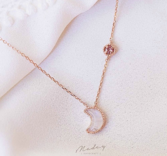 你的少女心被你承包了,你的少女心由我来守护下一句