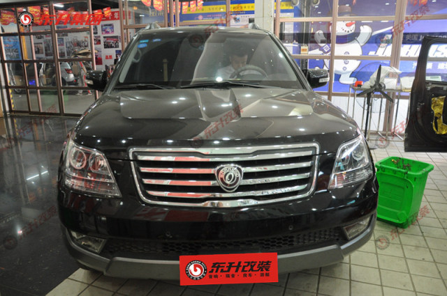 11年起亚霸锐音响改装,起亚霸锐音响改装