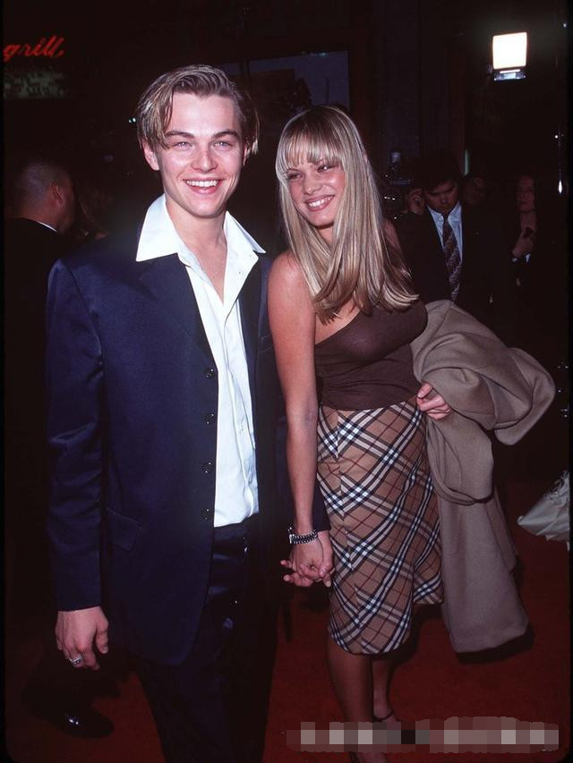 翻开莱昂纳多的集邮册，不仅有顶级超模，还有Rihanna