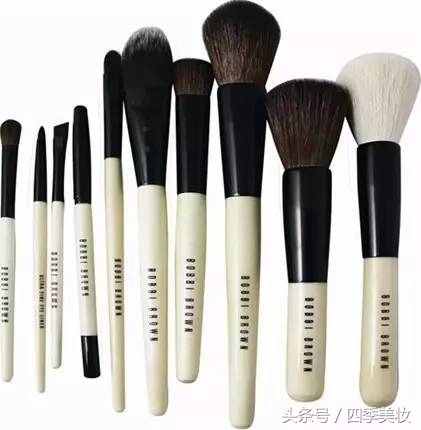 简单化妆必备化妆品,化妆初学者必备化妆品购买清单