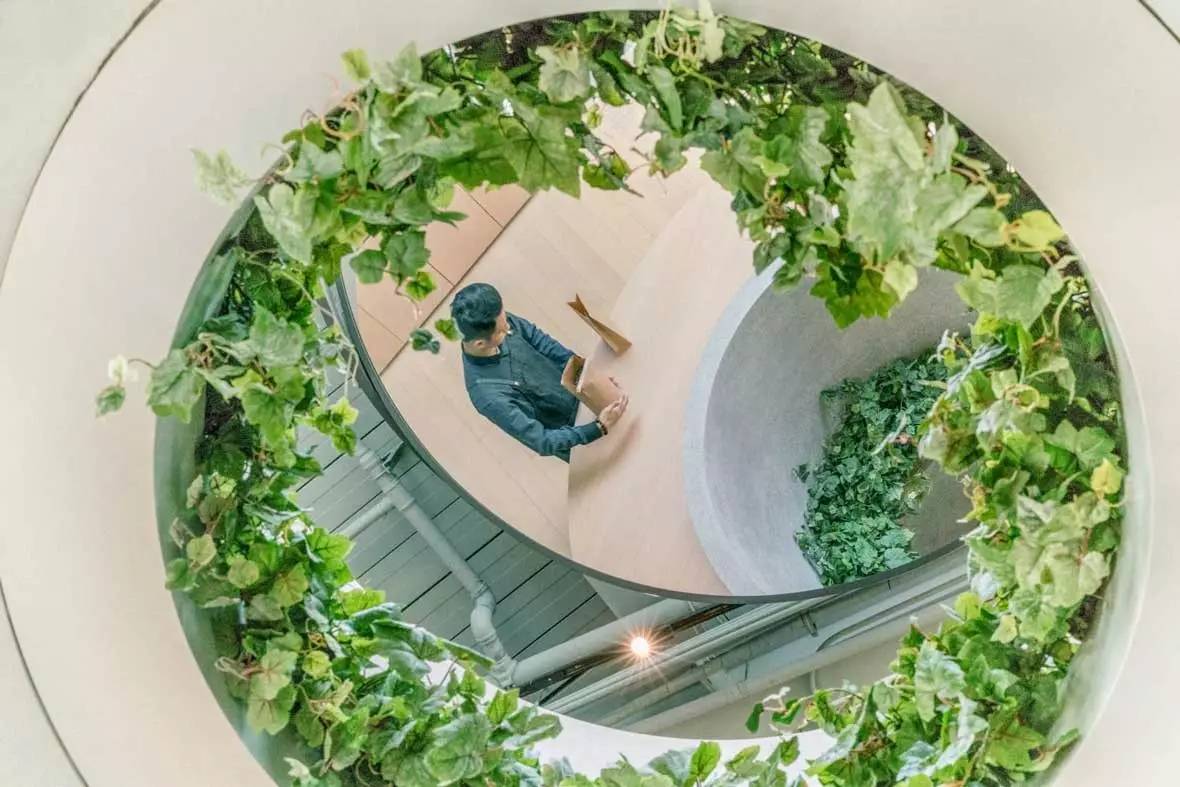 轻奢风咖啡厅风格 (100平方工业风咖啡厅)