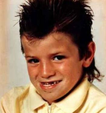 球星小时候的写真,帅气明星小时候和长大后的对比