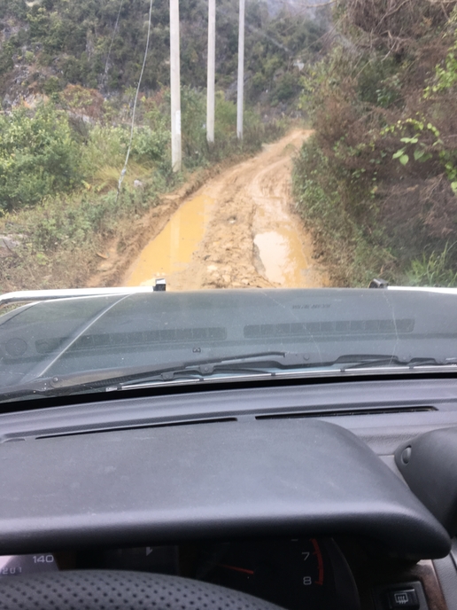 90年代进口三菱越野车帕杰罗,90后买了一辆三菱帕杰罗v93