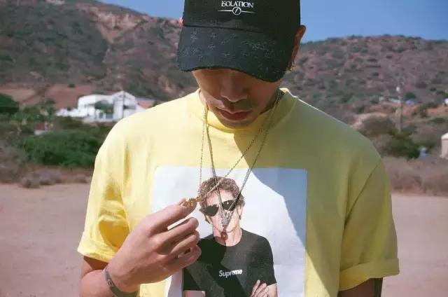 头条｜除了GD，他才是韩国嘻哈圈最会穿衣男人！