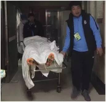 登巴巴断腿后去哪了,登巴巴断腿全过程