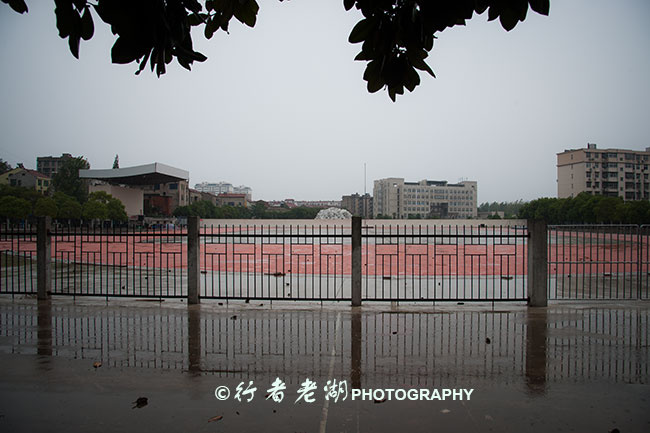 高考对我们来说是小菜一碟，黄冈中学真有那么虐人吗