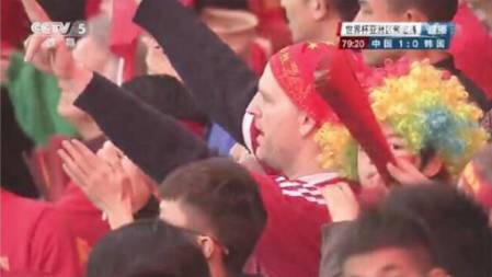 英国爸爸教中国混血儿英语,英国爸爸教混血儿子原视频