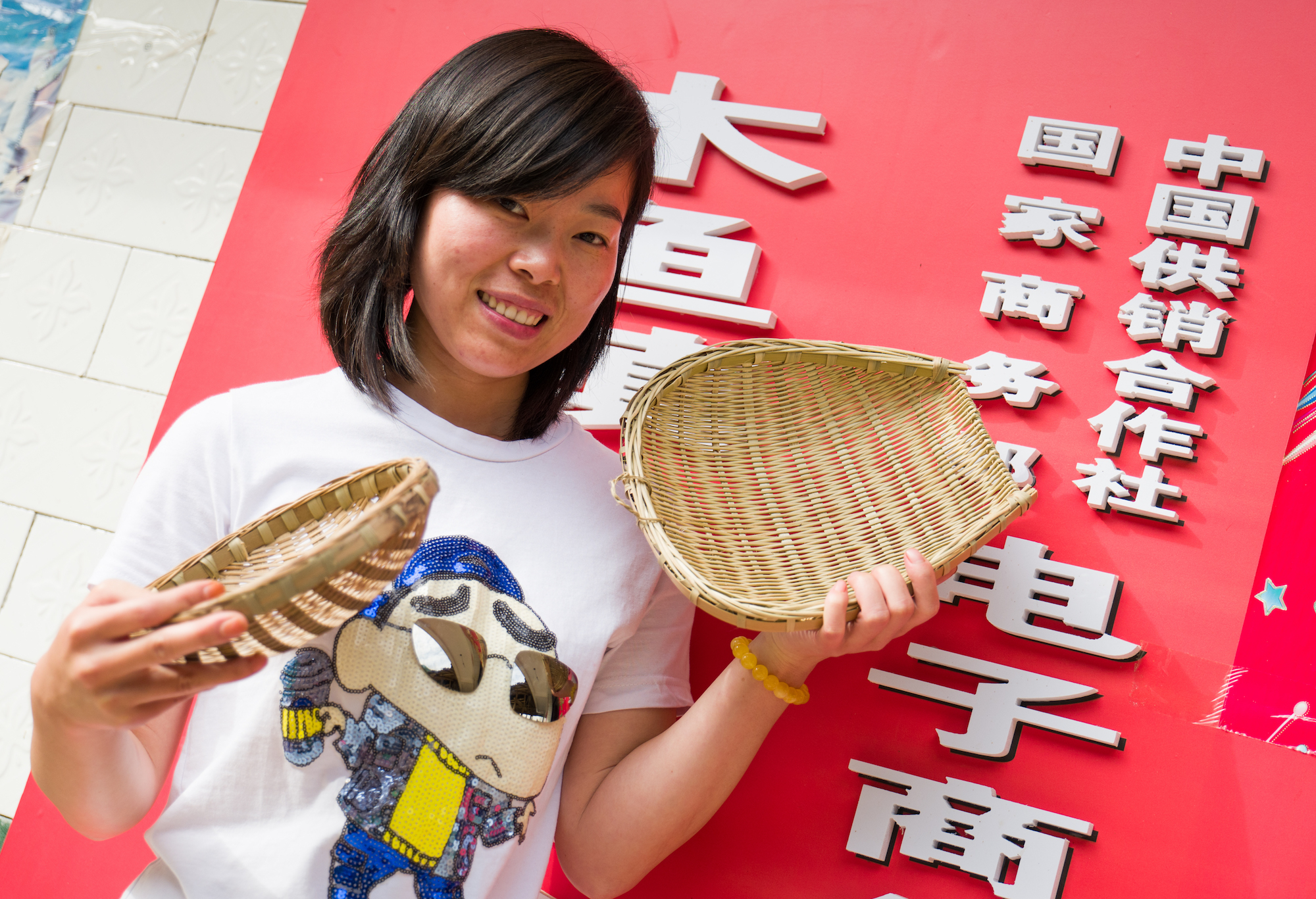 青川妹儿倾情诉说:“我爱我的小山村”