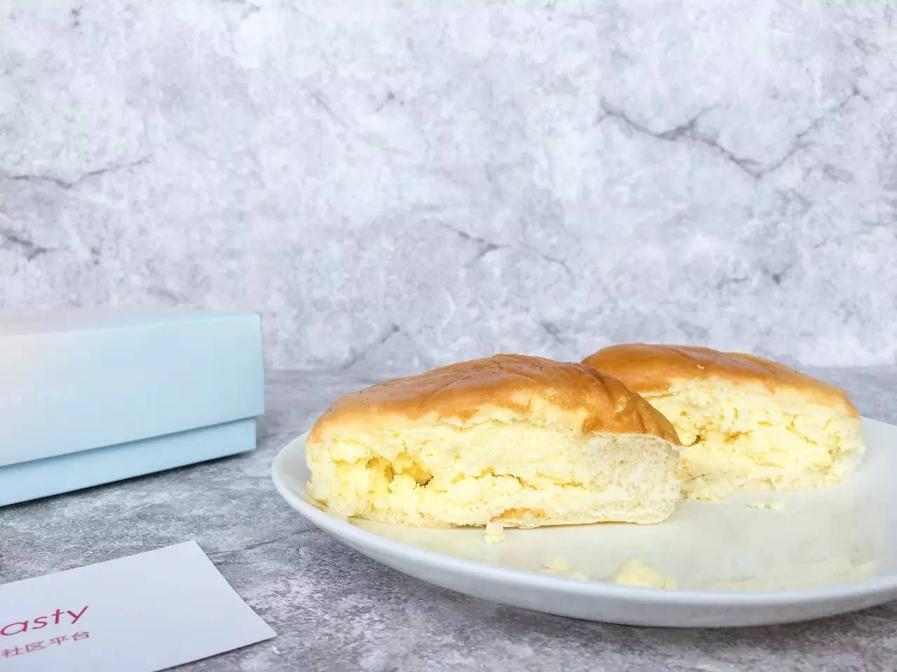 好利来半熟哪个味道最好吃,好利来除了半熟芝士还有哪个好吃