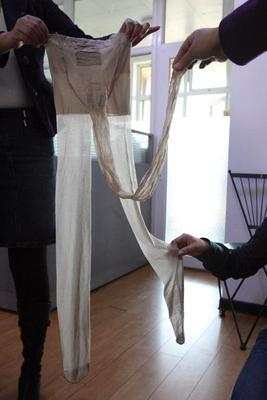 学长约我去操场不出去玩,学长和学弟第一次碰面