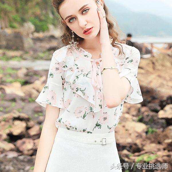 长袖雪纺衫上衣碎花时尚荷叶边,方领碎花雪纺衫荷叶边绑带短袖