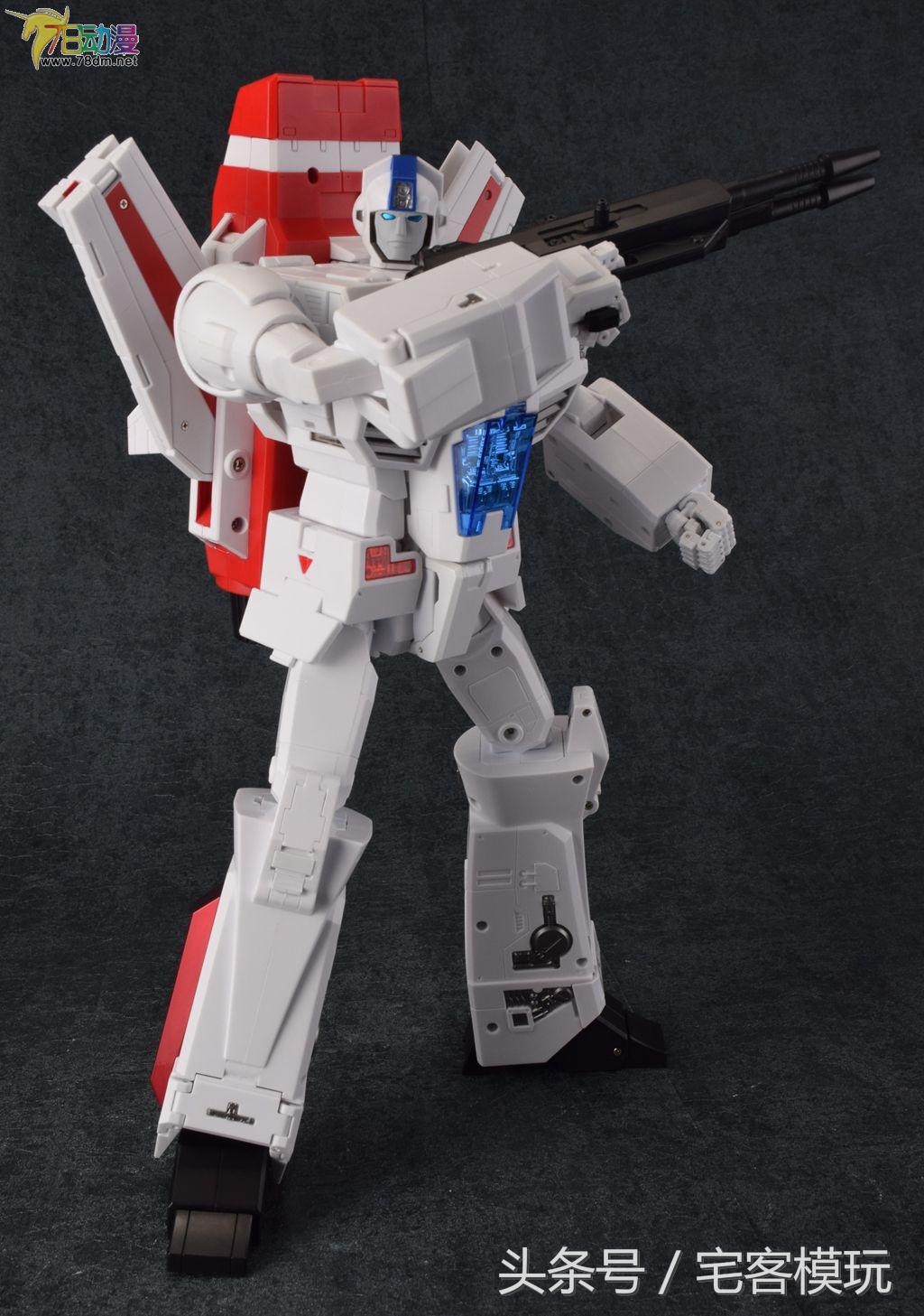 变形金刚3atoys大黄蜂,变形金刚淘宝擎天柱天火套装测评