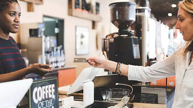 这张黑卡,为你“虚胖”的钱包操碎了心