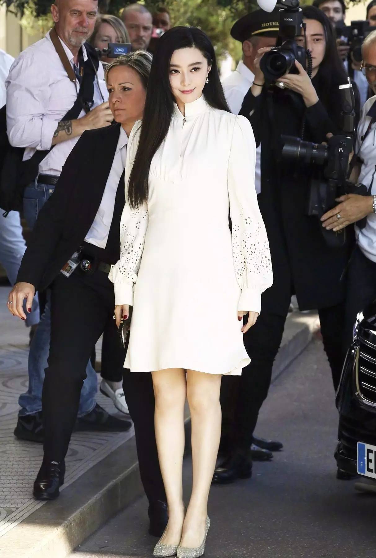 范冰冰踏上戛纳红毯的那一刻,范冰冰最浪漫的戛纳行