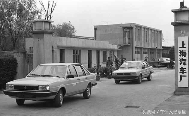 1万左右后排能放平的车,b级空间大动力足的轿车