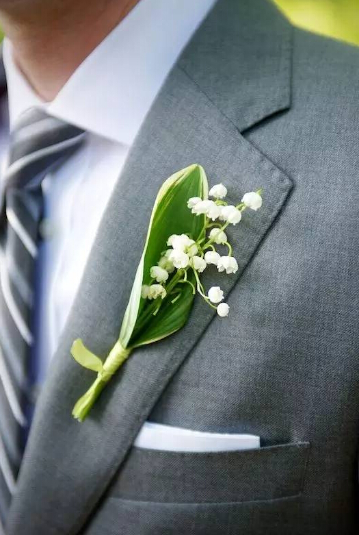 每日一花花语,周大福铃兰花开幸福归来