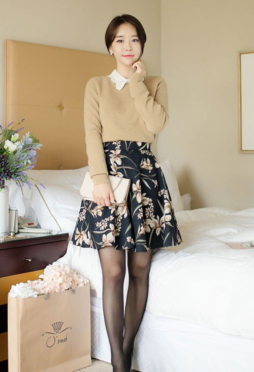 女神宋茜高俊熙朴信惠*服私**街拍万能打底衫拯救烧脑穿衣