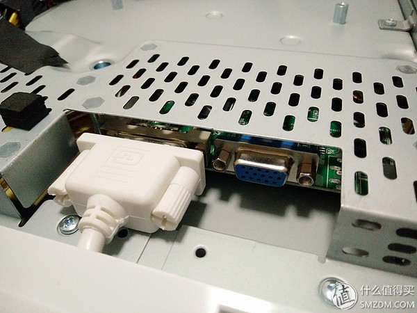 主打网咖市场和外观*党**---HKCX320（轻度测评）