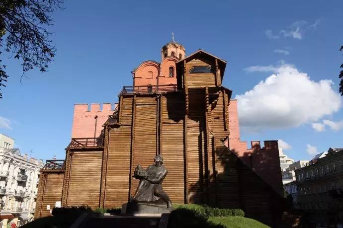 美丽带路｜“全球十大美女之都”中傲居榜首的国度，最迷人的其实是……