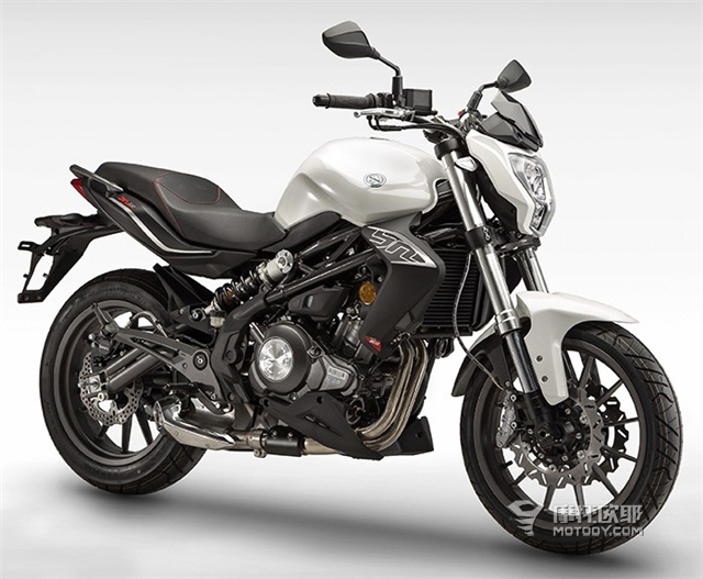 国内值得推荐的摩托车150,双缸摩托车街车2-3万左右