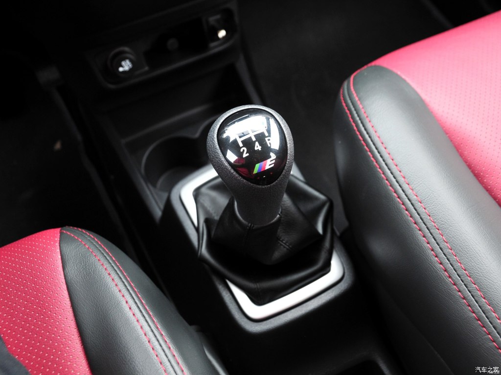 欧力威1.4手动珠峰版,欧力威x6尊享和珠峰版