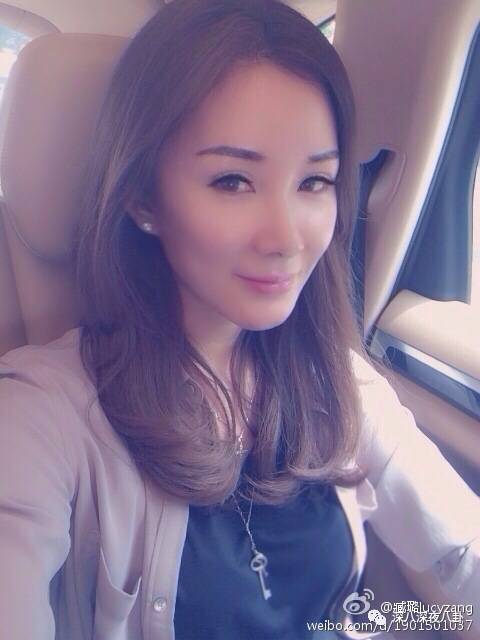 作为博纳的老板娘，开火锅店半个娱乐圈都来捧场，就问厉害不