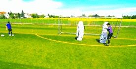 这就是优秀门将的基本功,提升守门员扑球能力教学