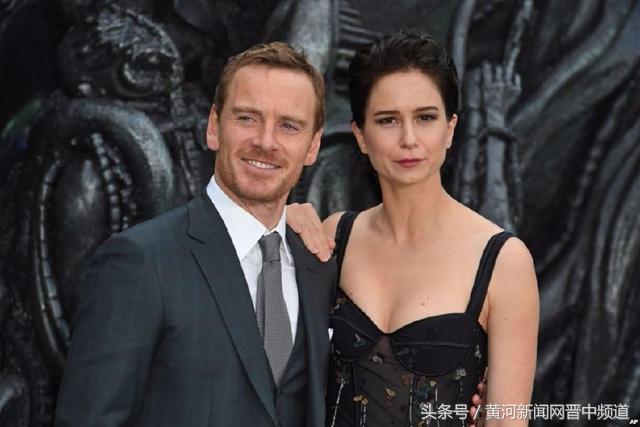 高考结束后男生女生聚会,高考结束帅哥