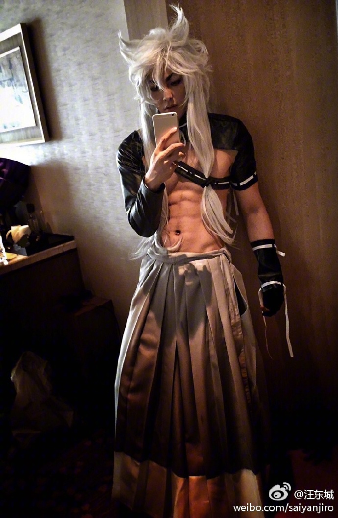 鹿晗被粉丝力推上《我爱二次元》cosplay暴风席卷娱乐圈？