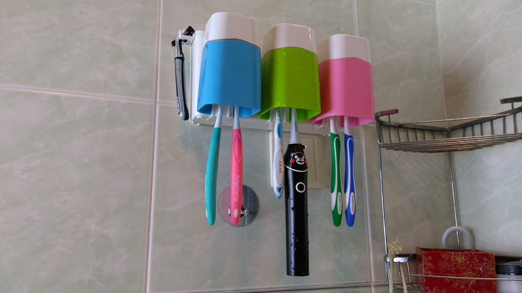 为何孩子蛀牙补完又补？选择合适的牙刷时刻注意口腔卫生