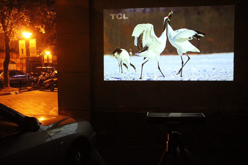 坚果睿途r8投影仪怎么用,坚果投影仪睿途r8死机