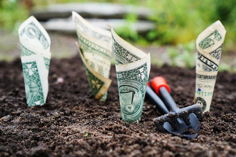 恺英网络增发价多少,恺英网络拟5000万1亿元回购股份