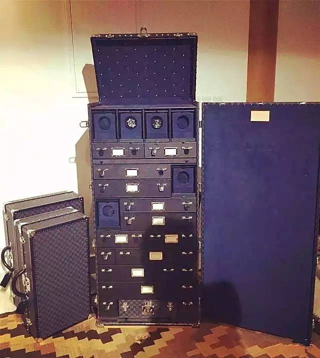 lv个性化定制产品是什么意思,lv个性化定制包包