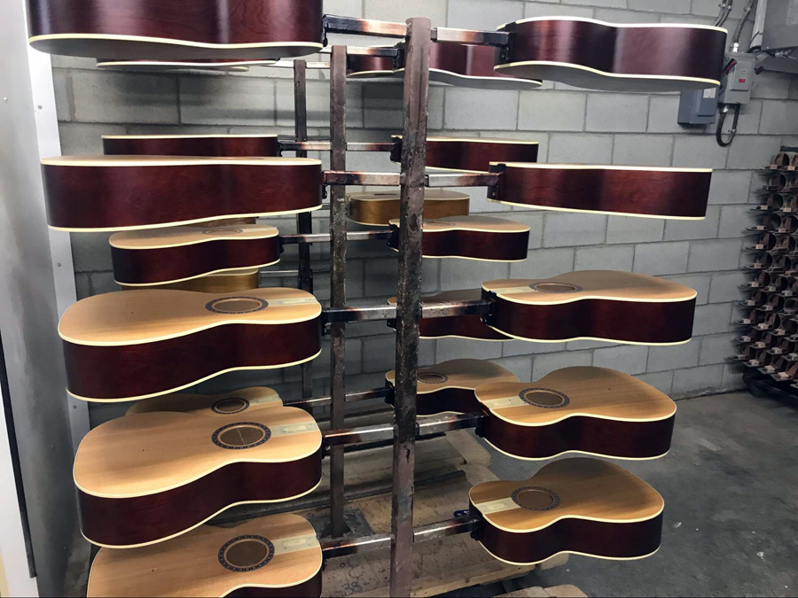 极速快报：弘力乐器2017加拿大Godin吉他工厂参观第一天精彩视频