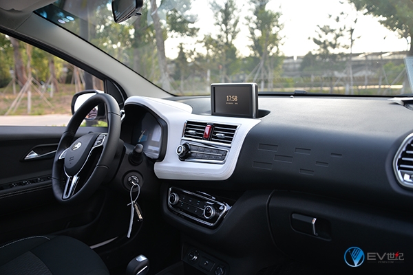 18款江淮新能源iev6e测评,江淮新能源电动汽车iev6e实测