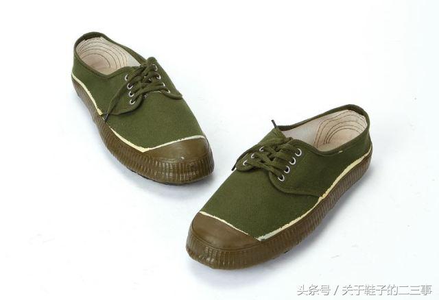 中国女性鞋履100年变迁史，从花盆底、三寸金莲到时髦高跟鞋
