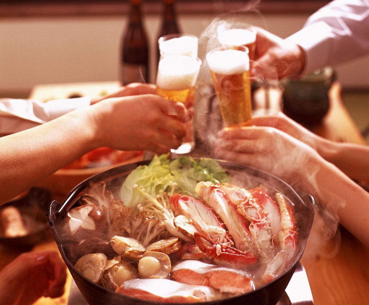 螃蟹跟柿子同食会致命吗,螃蟹和柿子一起吃会危及生命吗